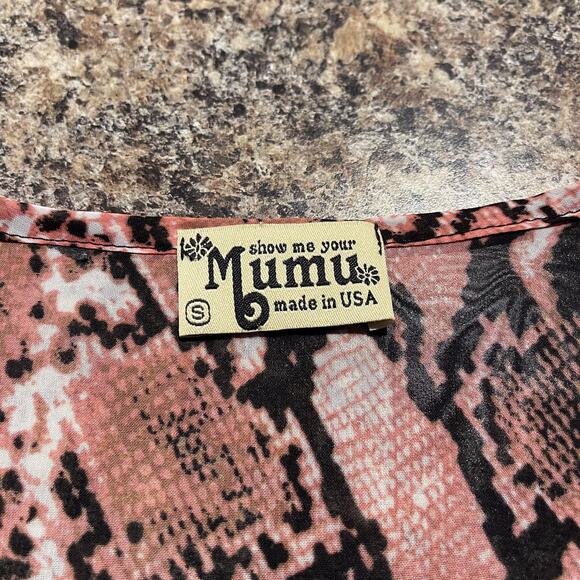 Show Me Your Mumu Womens Top Snake Print Lightweight Sheer Oversize Small FH - Picture 3 of 5